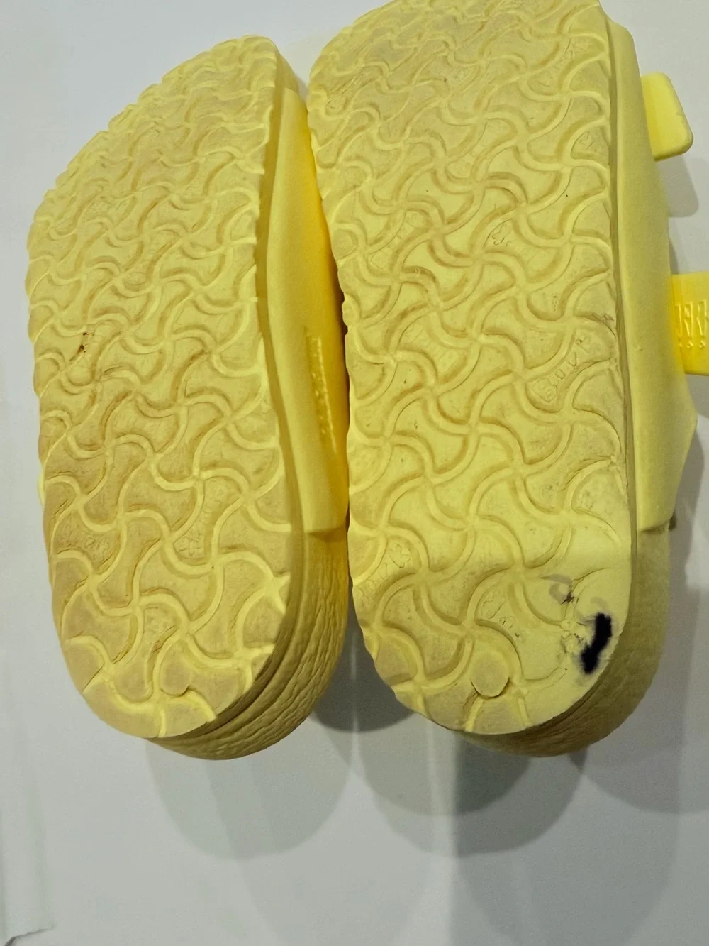 Birkenstock Kids Yellow Double-Buckle EVA Sandals